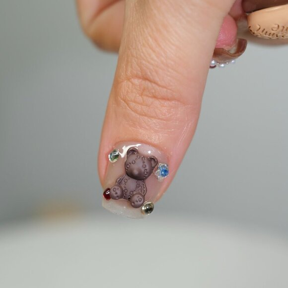 tipsy | Handmade Press-On Nails | Square Short | Beary Boujee | 3D Brown White - Picture 5 of 14